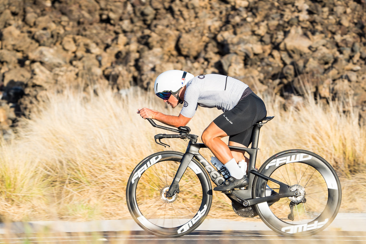 STRATEGIC WHEEL CHOICE NAVIGATING VARIED TERRAINS IN TRIATHLON RACES